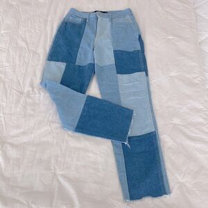 Hollister Ultra High-Rise MOM jean patchwork multi blue denim in Size 1R